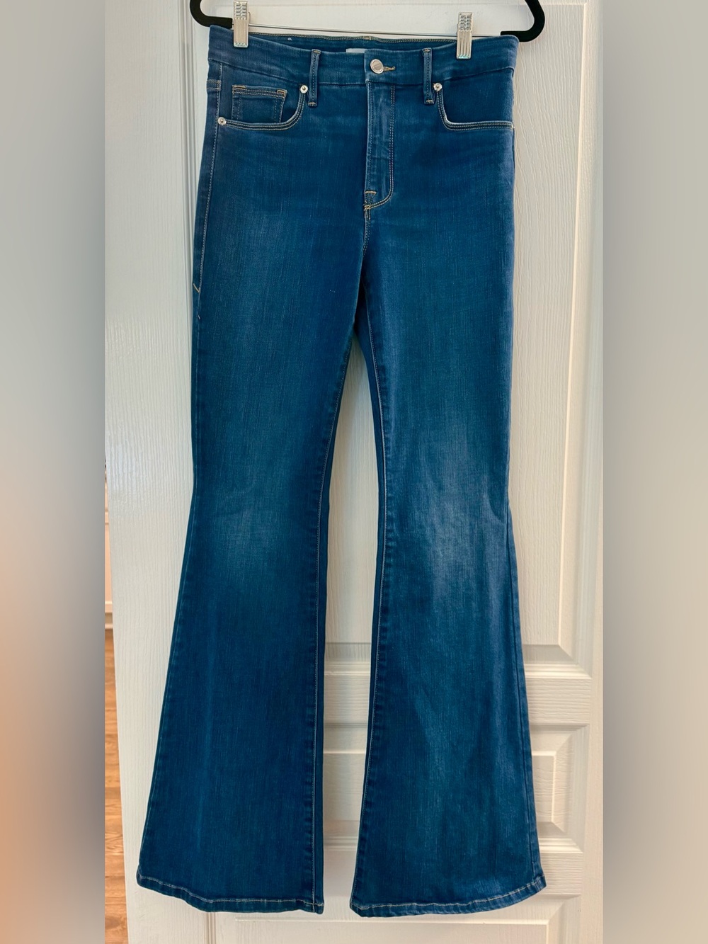 Good American Good Legs Flare Jeans